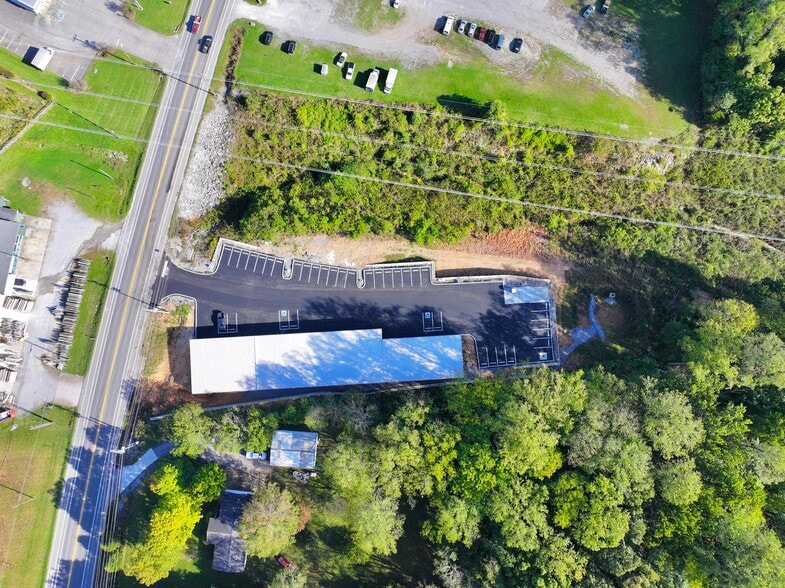 More Photos Of 1820 Highway 31 W, White House Warehouse For Lease