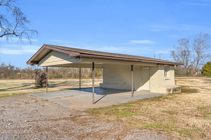 More Photos Of 6853 Lascassas Pike, Lascassas Industrial For Sale