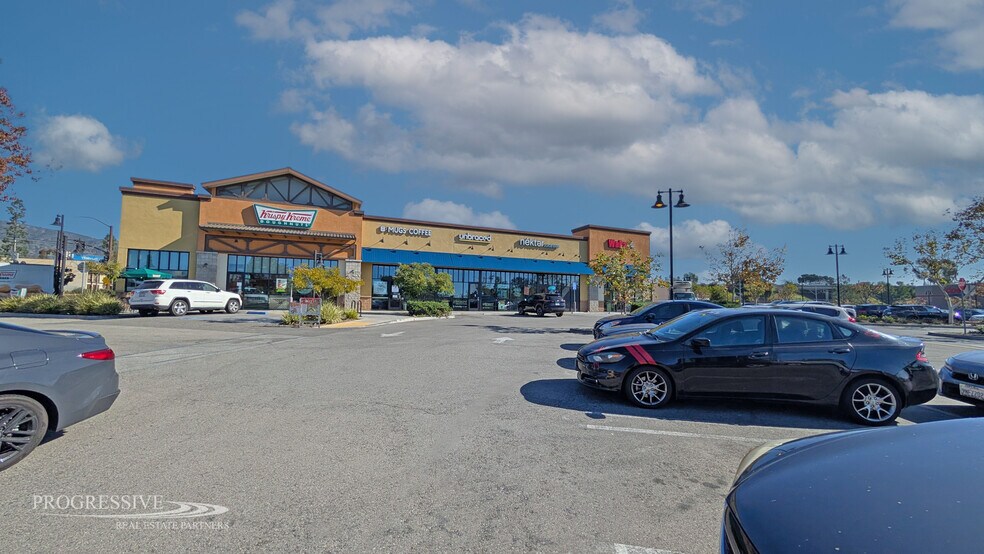 More Photos Of 1050 W Gladstone St, San Dimas Restaurant For Lease