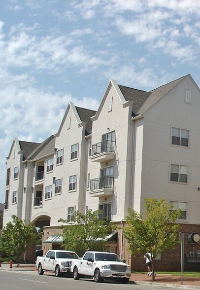 More Photos Of 301-409 N Walker Ave, Oklahoma City Apartments For Lease