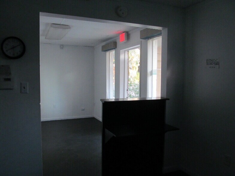More Photos Of 807 SW 3rd Ave, Ocala Office Residential For Lease