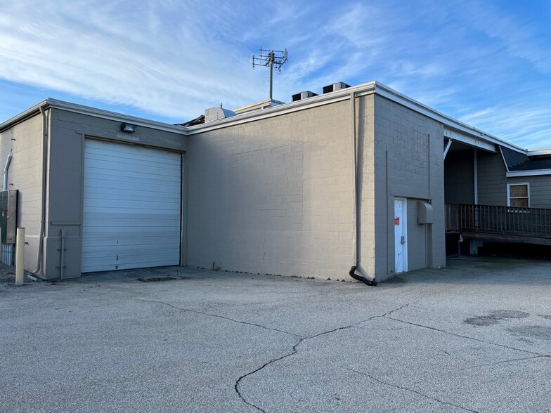 More Photos Of 25 Brigham St, Westborough Distribution For Sale
