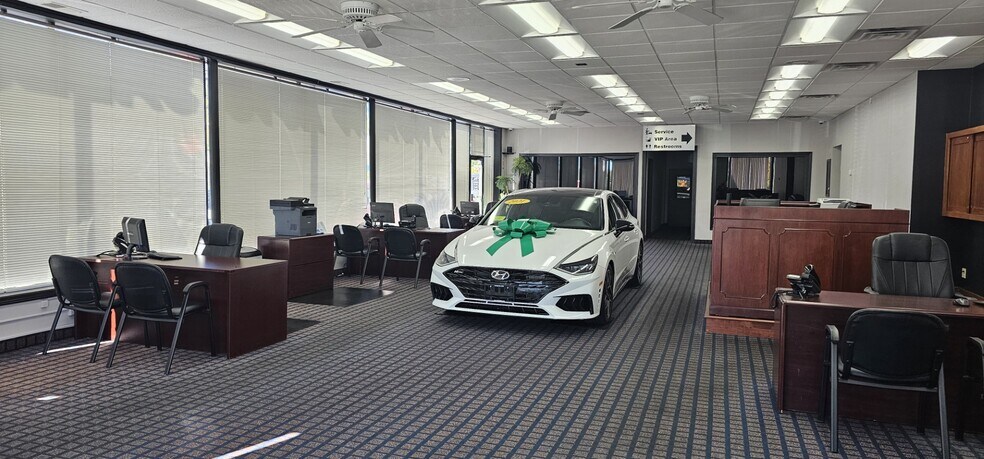 More Photos Of 5-13 Cape Rd, Milford Auto Dealership For Sale