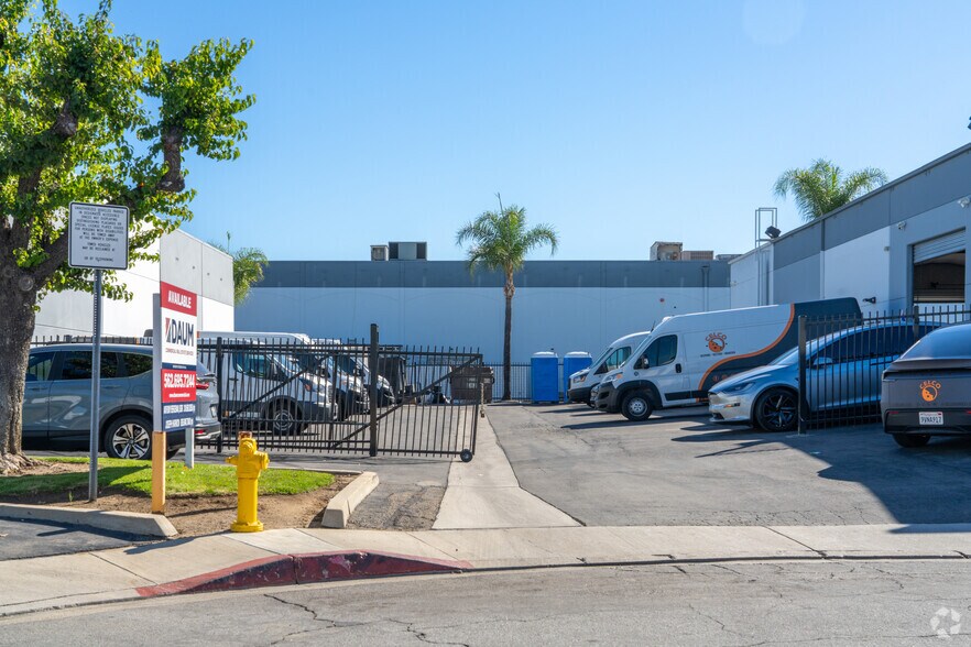 More Photos Of 1170 Wright Way, City of Industry Manufacturing For Sale