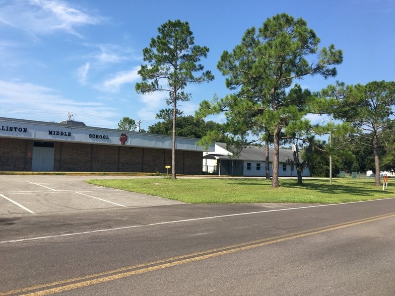 More Photos Of 20550 NE 42nd Pl, Williston Schools For Sale