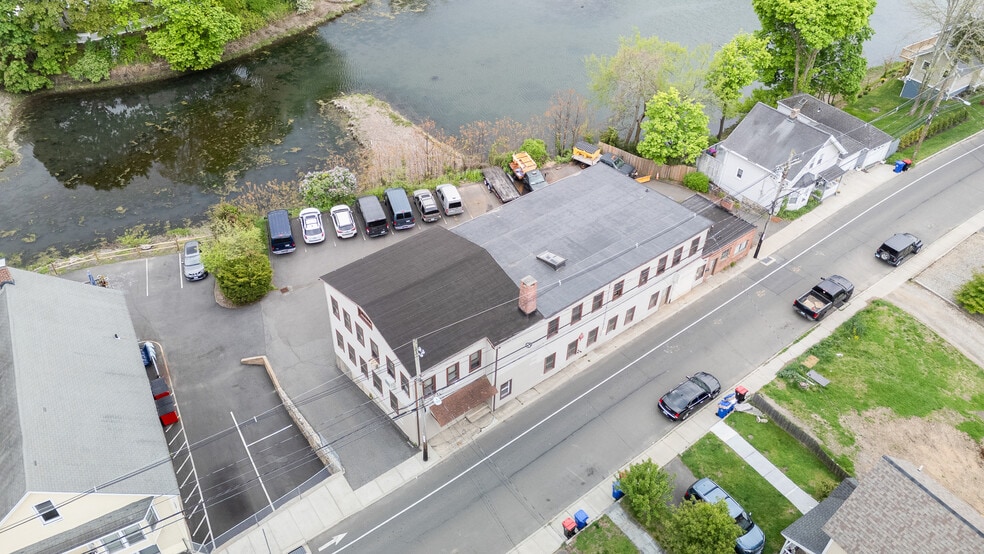 More Photos Of 275 East Ave, Norwalk Office For Sale