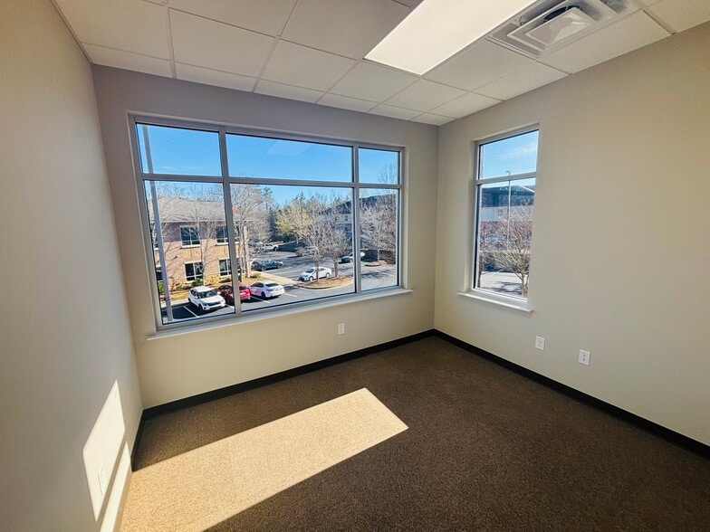 More Photos Of 1164 Satellite Blvd NW, Suwanee Medical For Sale