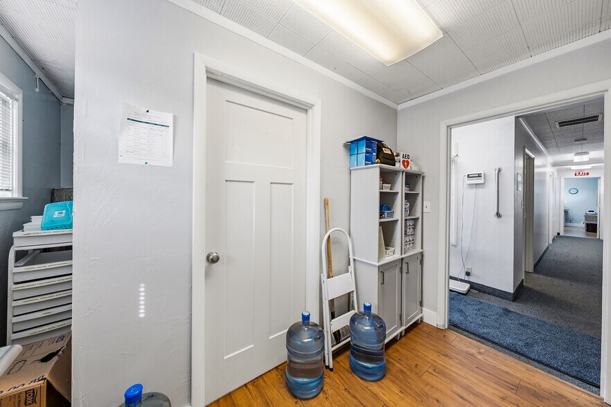 More Photos Of 21990 Highway 62, Shady Cove Healthcare For Sale