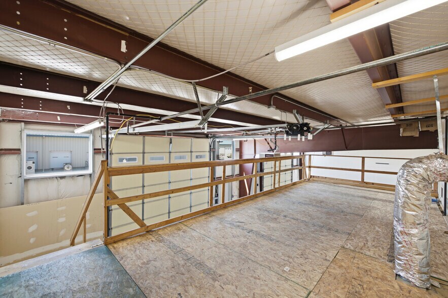 More Photos Of 449-477 Denver Ave, Loveland Light Distribution For Lease
