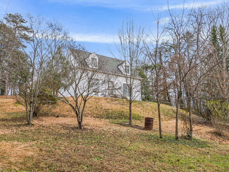 More Photos Of 103 Weaverville Rd, Woodfin Convenience Store For Sale