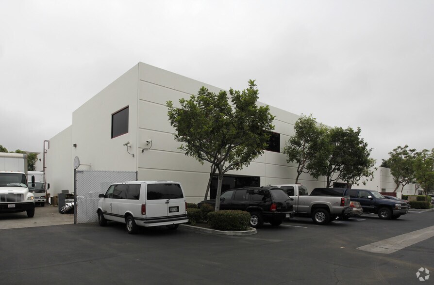 Primary Photo Of 1320 N Hancock St, Anaheim Warehouse For Lease
