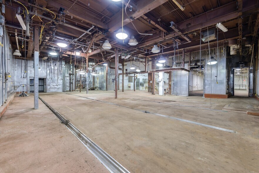 More Photos Of 1809 N Bell St, San Angelo Industrial For Sale