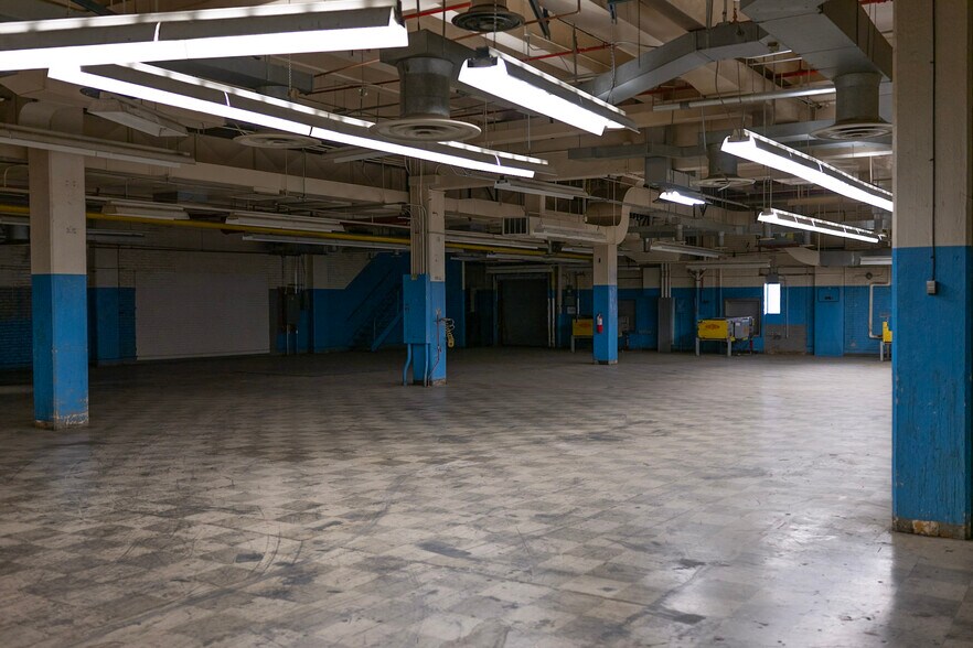 More Photos Of 345 Penn St, Reading Warehouse For Sale