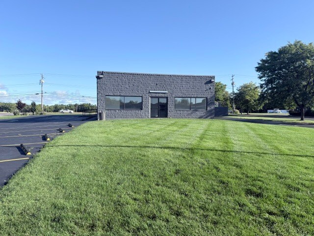 More Photos Of 1146 NY-31, Macedon Freestanding For Lease