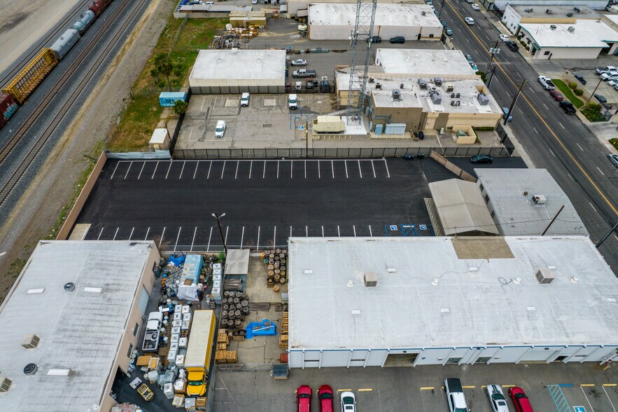 More Photos Of 1247 Brooks St, Ontario Contractor Storage Yard For Lease