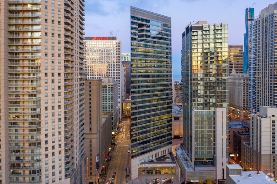 More Photos Of 515 N State St, Chicago Office For Lease