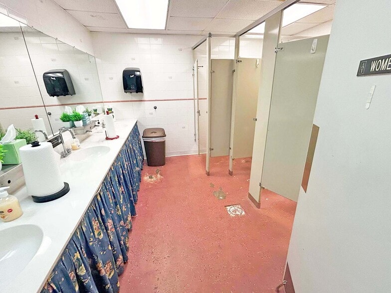 More Photos Of 4741 Route 220, Muncy Valley Restaurant For Sale