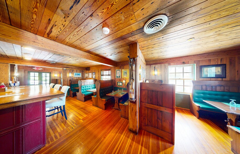 More Photos Of 2849 Main st, Hot Springs Restaurant For Sale