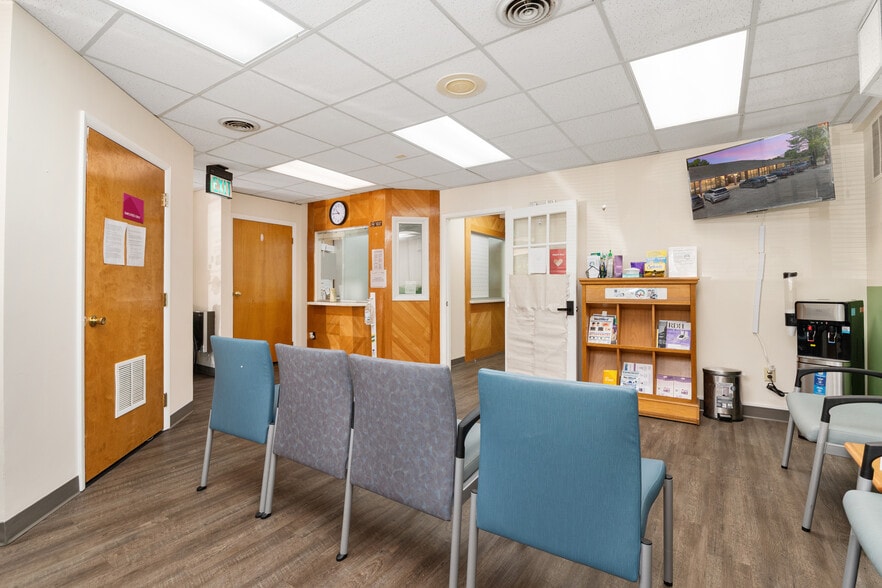 More Photos Of 9650 Santiago Rd, Columbia Medical For Sale