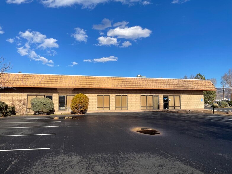 More Photos Of 400 Hot Springs Rd, Carson City Freestanding For Lease