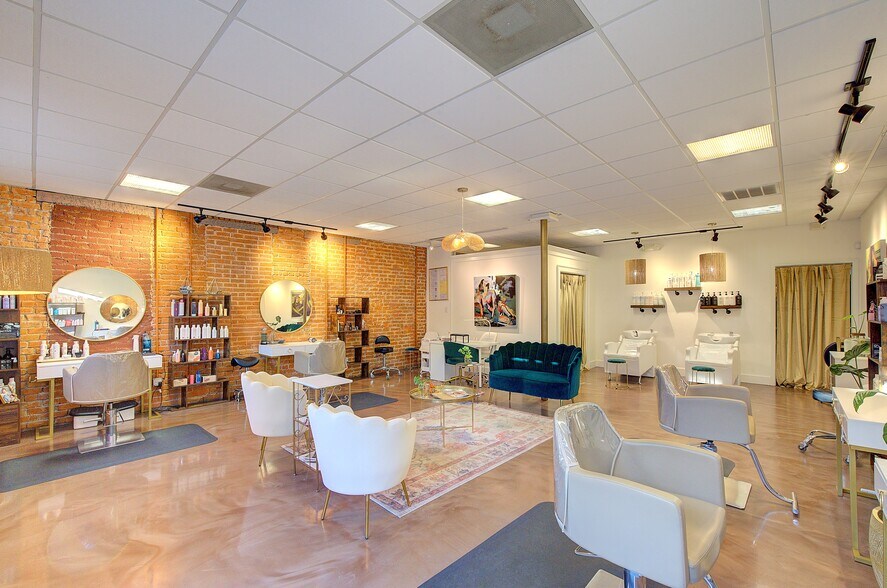 More Photos Of 205 N Laurens St, Greenville Loft Creative Space For Lease