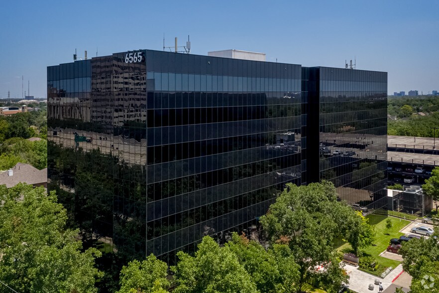 More Photos Of 6565 West Loop South, Bellaire Medical For Lease