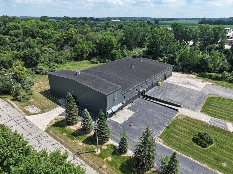 More Photos Of 551 Jay St, Coldwater Warehouse For Lease
