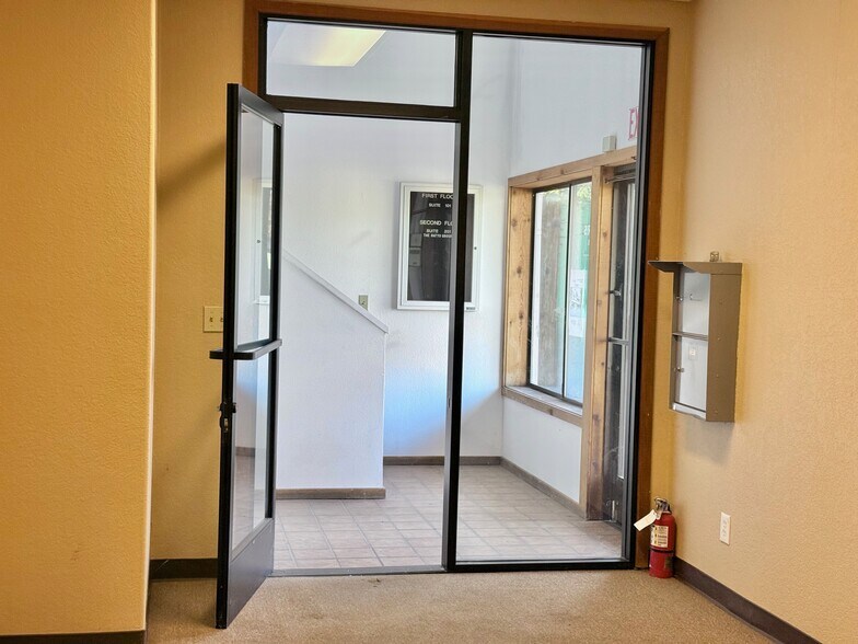 More Photos Of 2900 Mendocino Ave, Santa Rosa Office For Sale