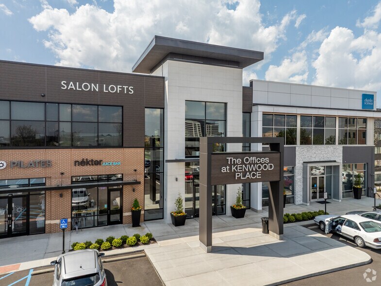 More Photos Of 7727-7865 Kenwood Rd, Cincinnati Storefront Retail Office For Lease