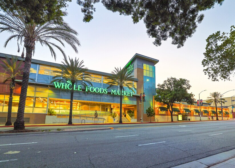 More Photos Of 465 S Arroyo Pky, Pasadena Supermarket For Sale
