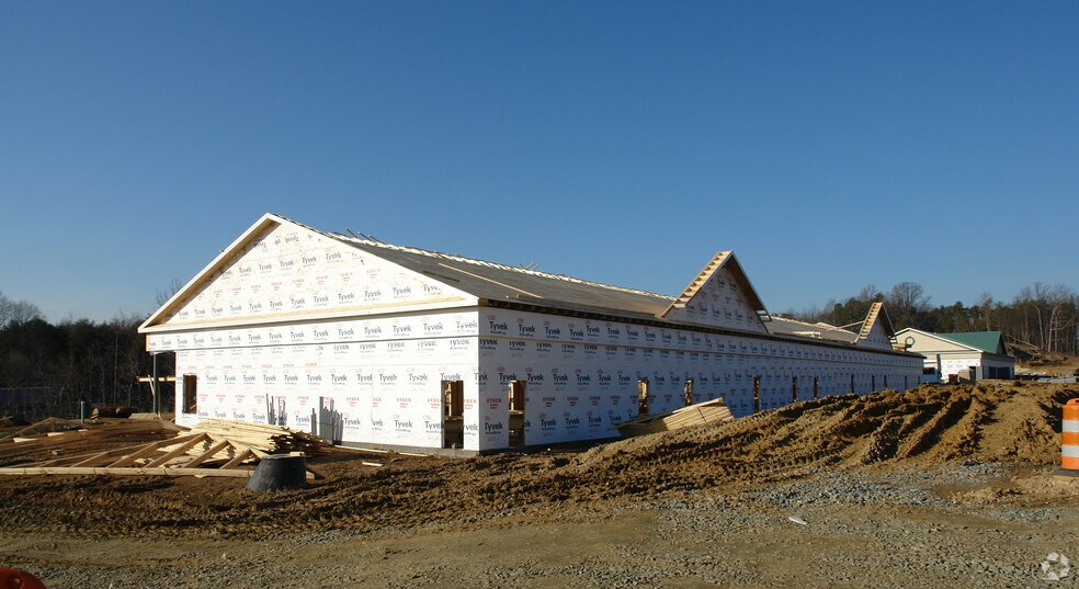 More Photos Of 2773 Jefferson Davis Hwy, Stafford Storefront Retail Office For Lease