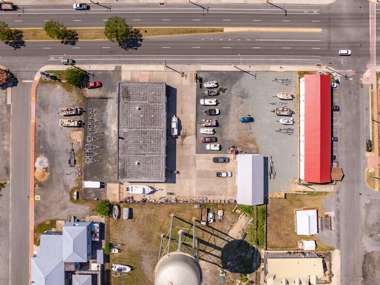 More Photos Of 709 W Main St, Crisfield General Retail For Sale