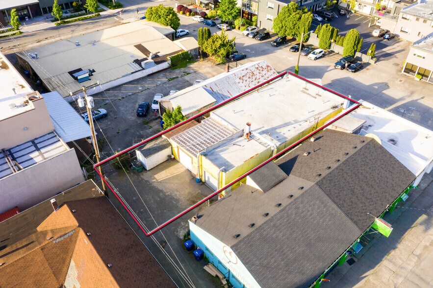 More Photos Of 4623 36th Ave SW, Seattle Auto Repair For Sale