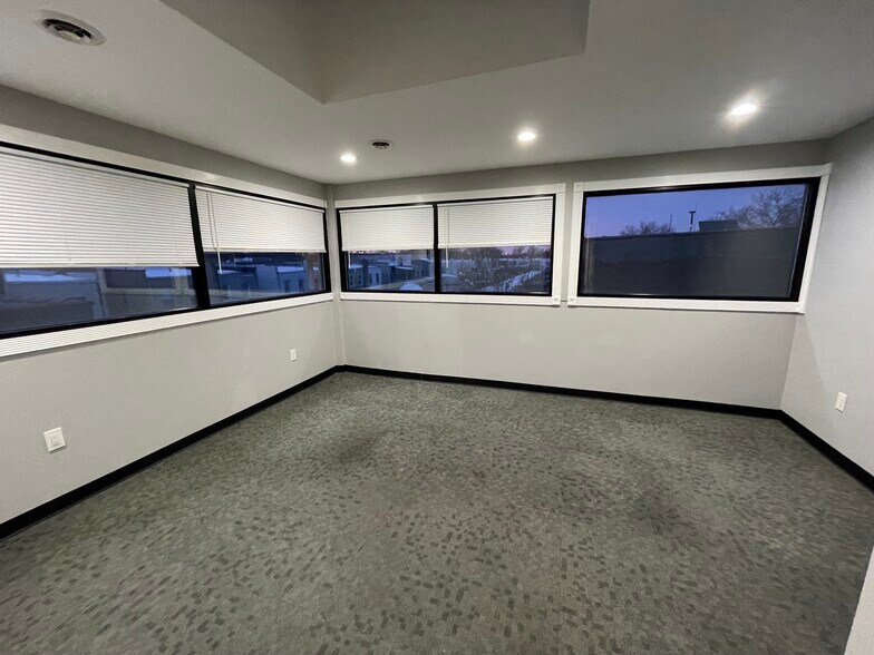 More Photos Of 3041 Avenue U, Brooklyn Medical For Lease
