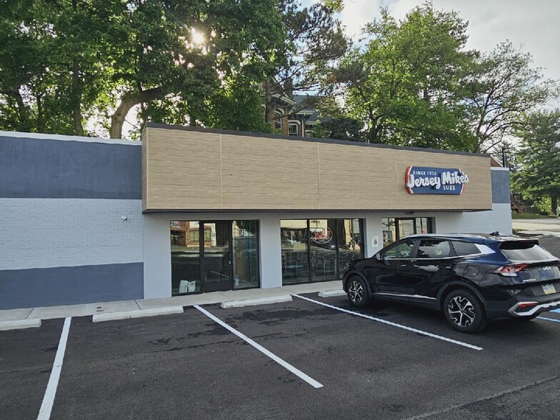 Primary Photo Of 987 Greentree Rd, Pittsburgh Storefront Retail Office For Lease