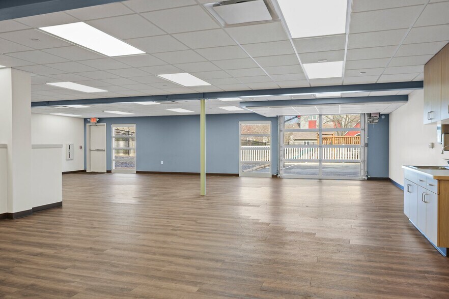More Photos Of 7610 Mineral Point Rd, Madison Daycare Center For Sale