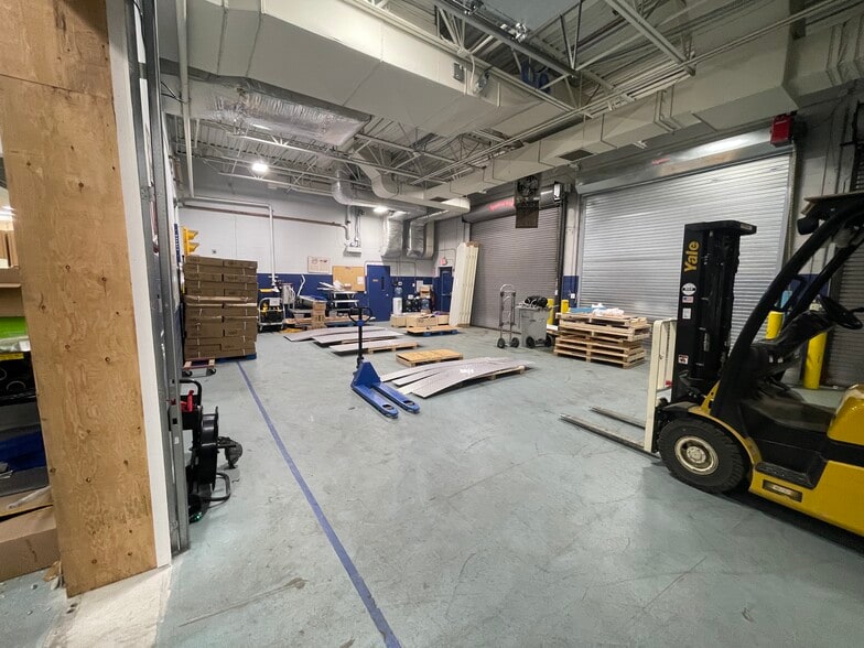 More Photos Of 24 Snake Hill Rd, North Scituate Manufacturing For Lease