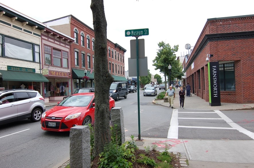 More Photos Of 367 Main St, Rockland Storefront For Sale