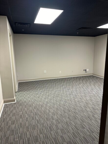 More Photos Of 1 Leggett Rd, Social Circle Warehouse For Lease