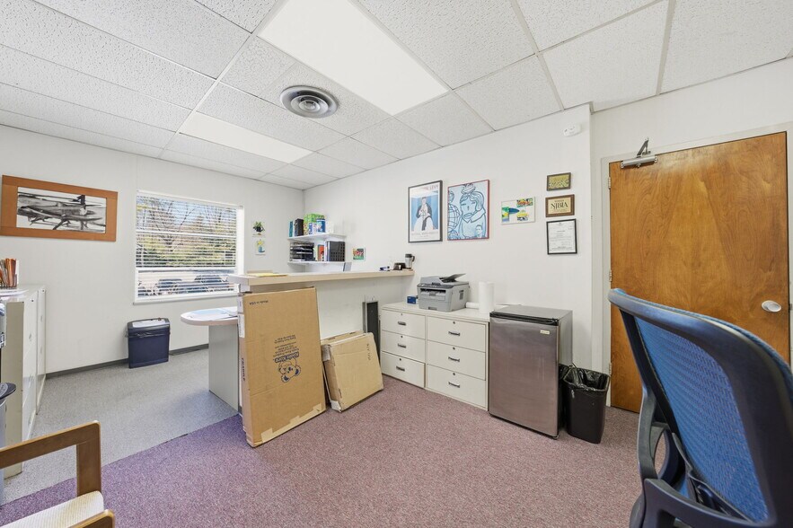 More Photos Of 299 Forest Ave, Paramus Office For Sale
