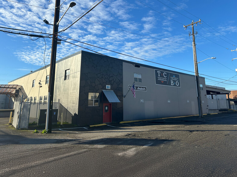 Primary Photo Of 601 S Andover St, Seattle Manufacturing For Lease