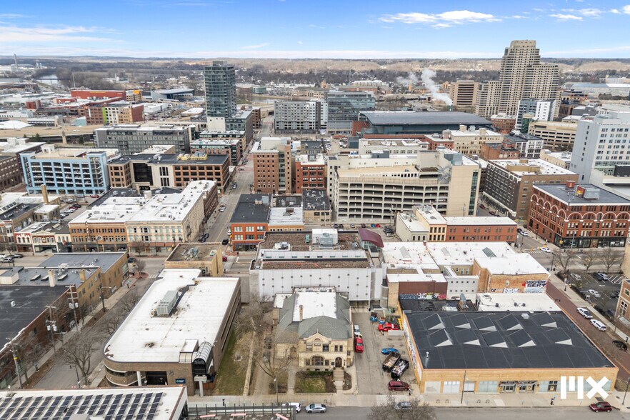 More Photos Of 61 Sheldon Blvd SE, Grand Rapids Office For Sale