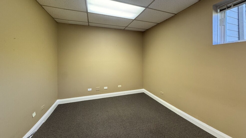 More Photos Of 538 Commons Dr, Golden Loft Creative Space For Sale