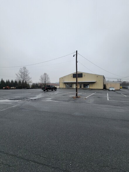 More Photos Of 808 N Ellsworth St, Allentown Warehouse For Sale
