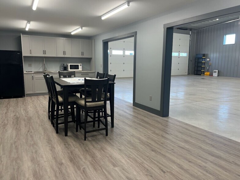 More Photos Of Unit 14 8932 Moeller Dr @ W Conway, Harbor Springs Specialty For Sale