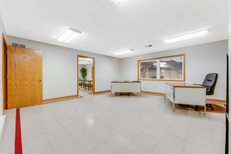 More Photos Of 55 Pleasants Industrial Park, Waverly Warehouse For Sale
