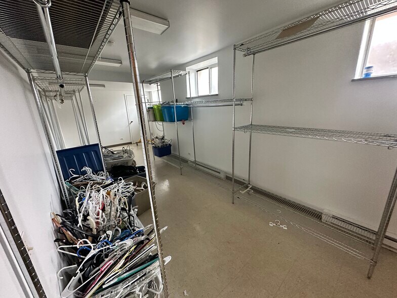 More Photos Of 1400 S Austin Blvd, Cicero Shelter For Sale