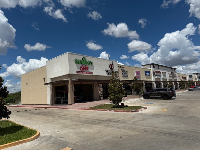 More Photos Of 1300 Trenton Rd, McAllen General Retail For Sale