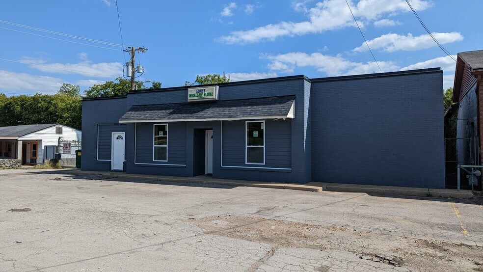 More Photos Of 1300A S Dickerson Rd, Nashville Light Manufacturing For Sale