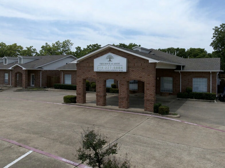 Primary Photo Of 7501 Dalrock Rd, Rowlett Daycare Center For Sale